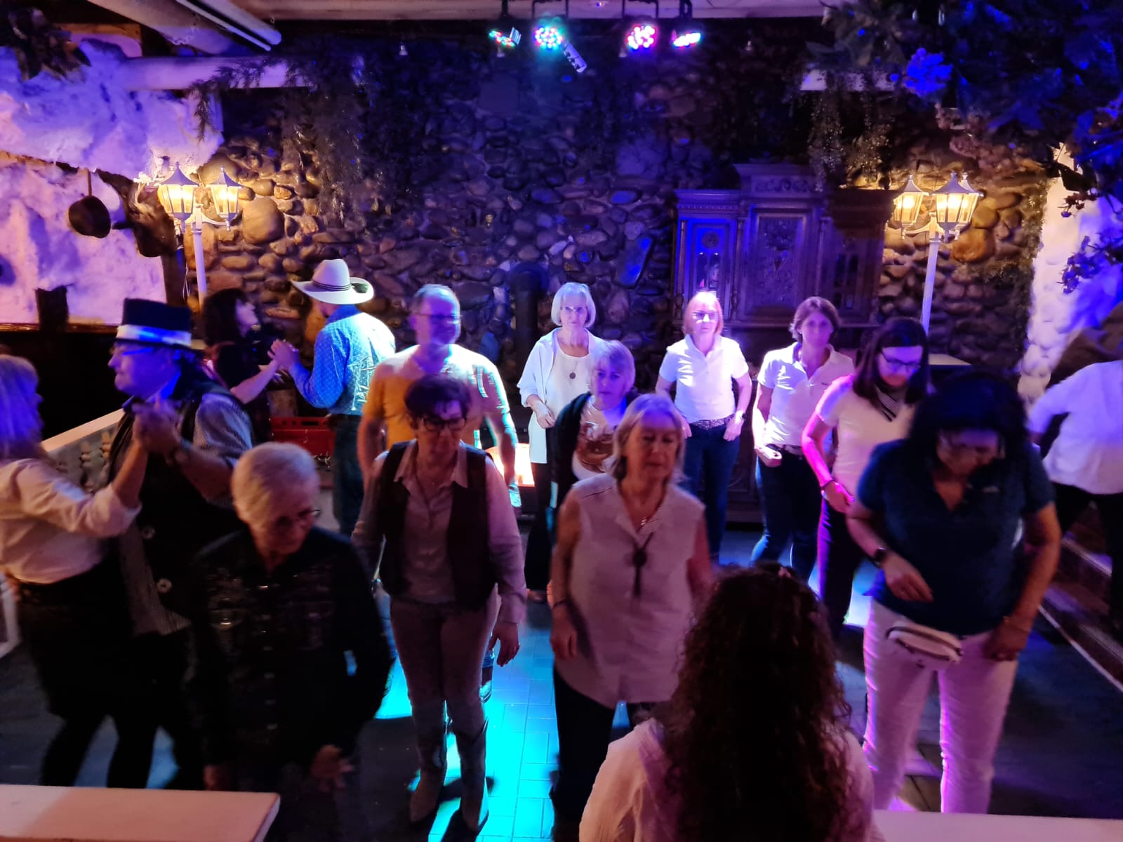 Moonlight Lounge - WhatsApp Image 2026-01-04 at 22.52.36.jpeg